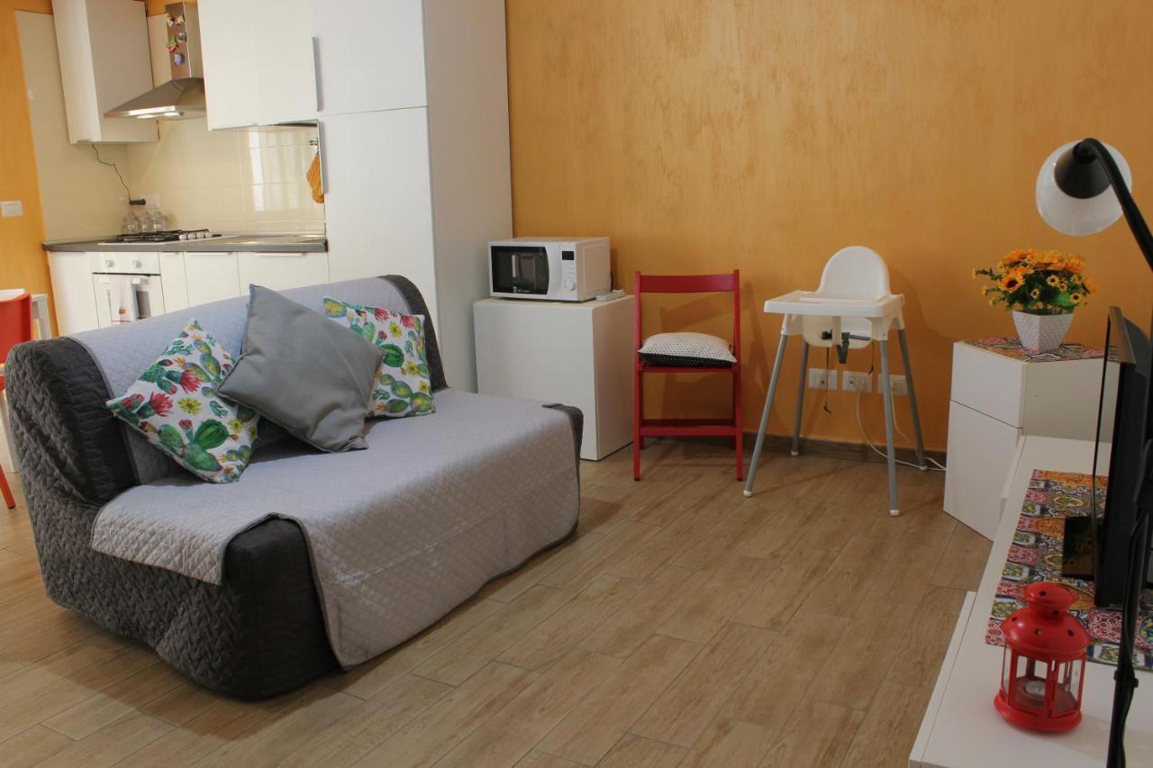 Casa Peppino Apartment Letojanni Bagian luar foto
