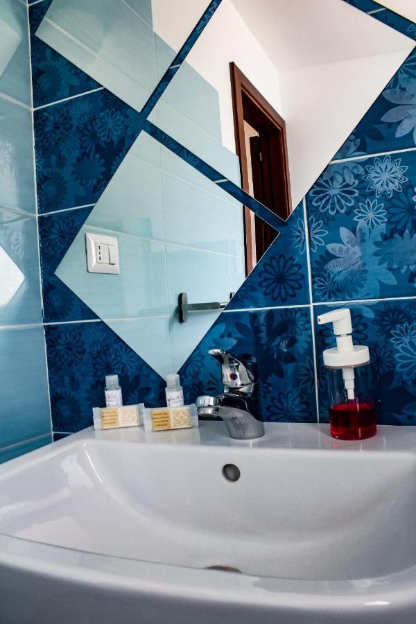 Casa Peppino Apartment Letojanni Bagian luar foto